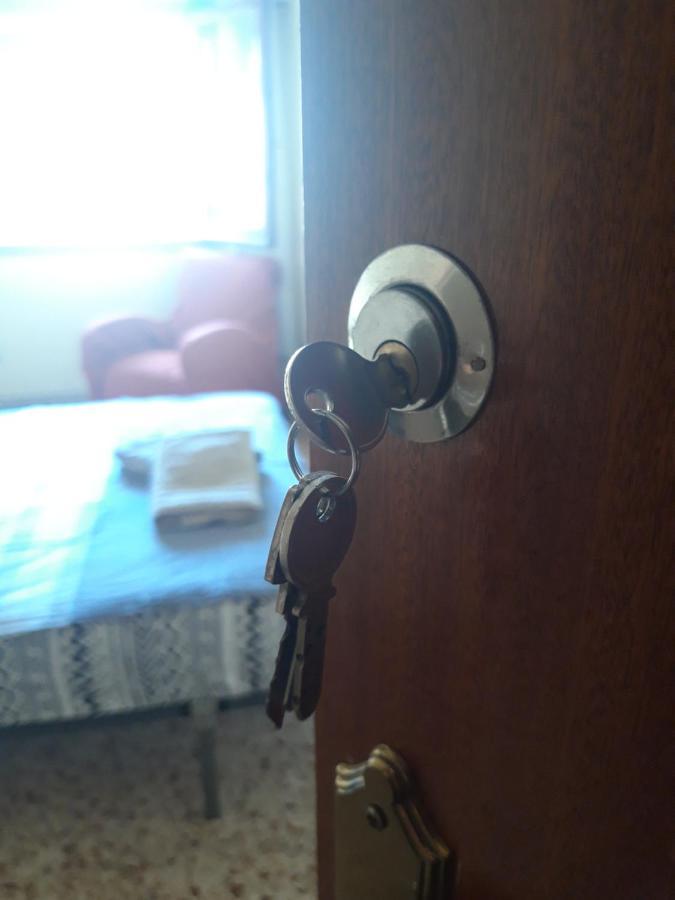 Central Accommodation Аликанте Экстерьер фото